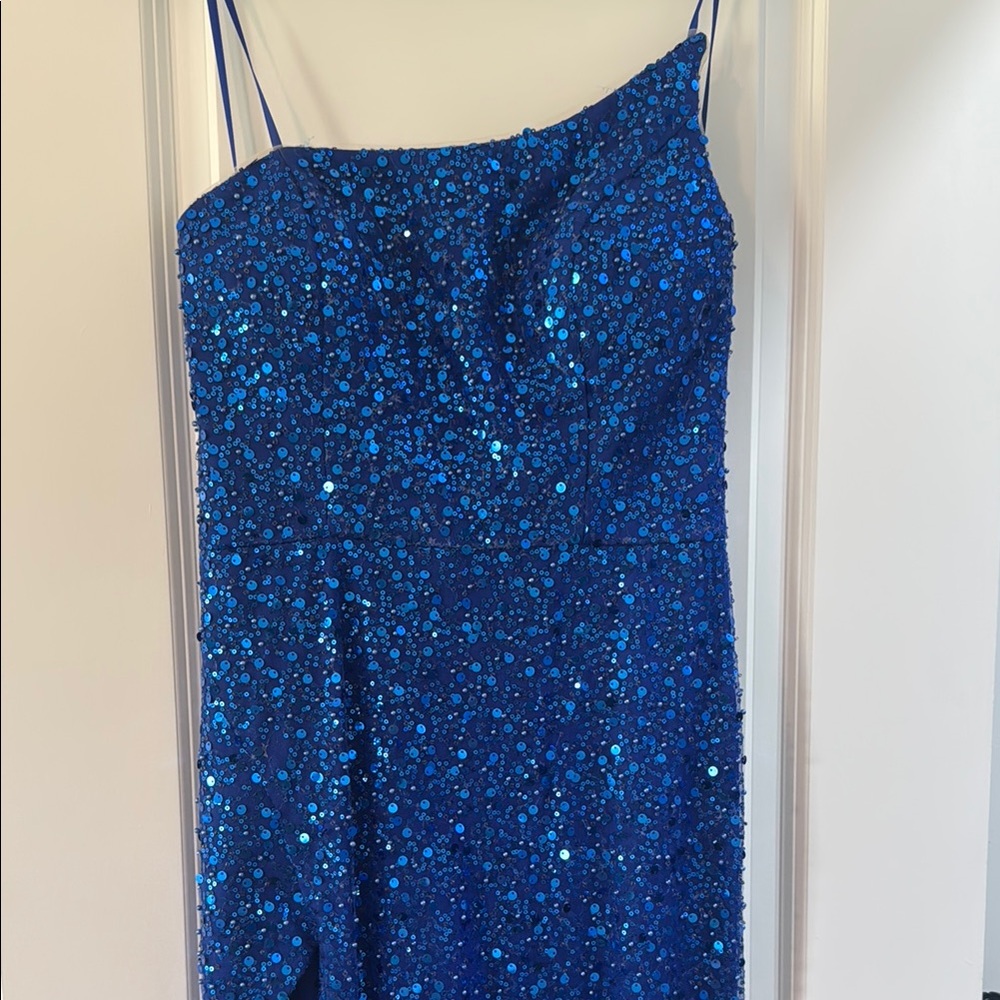 Elegant Blue Sequin Prom Dress